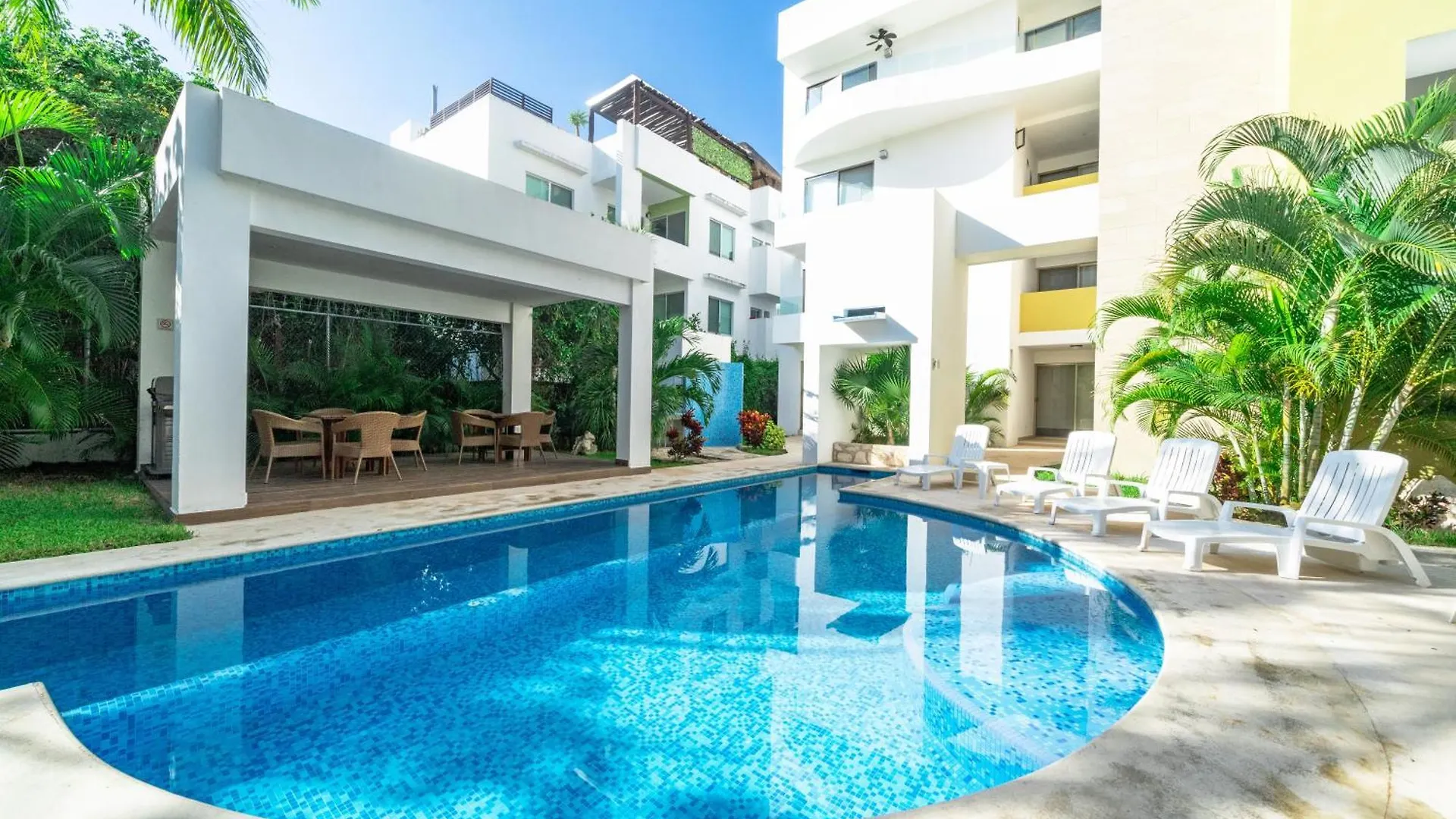 2 Bedroom Condo With Pool - At El Cielo Residencial, Atsi Playa del Carmen